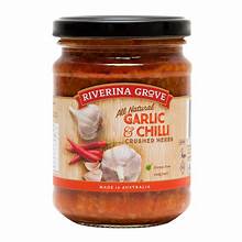 OLIVERS CHILLI GARLIC WITH ADDED GINGER 1.5 KG
